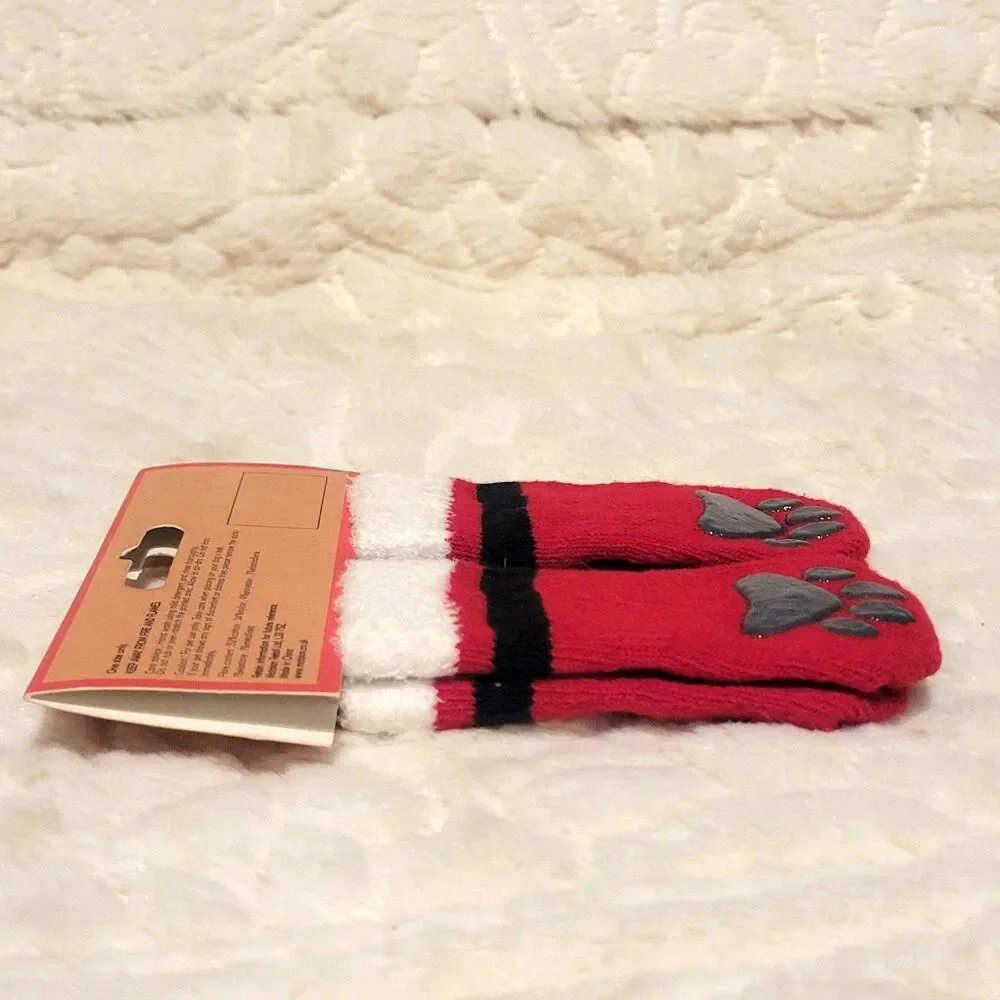 Santa Claus Pet Socks One Size But Definitely for XXS-S Dogs or Cats New on Card